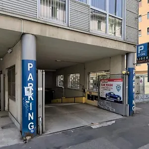  Appartamento Prestigioso Trilocale Sui Navigli Con A/c & Wi-fi Italia